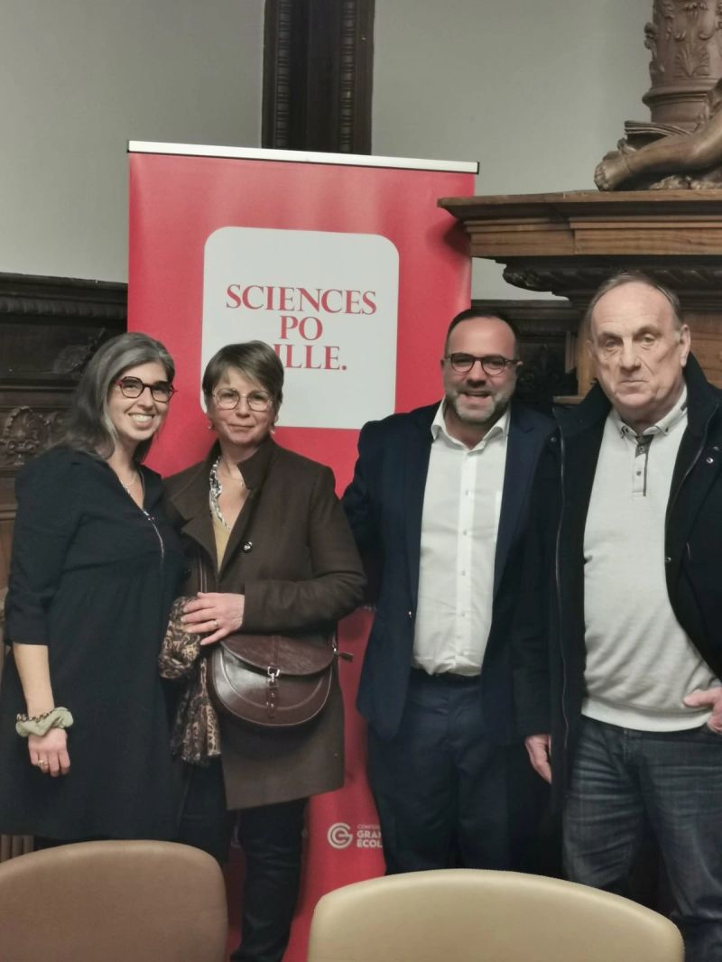 Tremplin Cadres hdf présent à la remise de diplôme de Nicolas Le Neindre administrateur de l'association