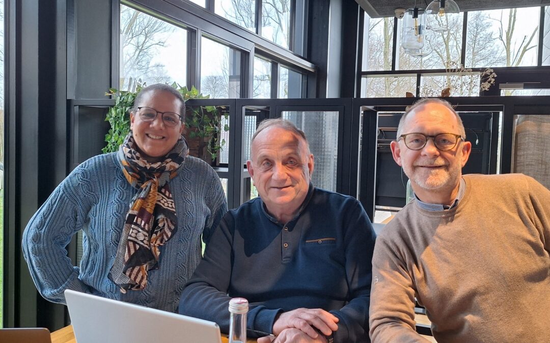 Réunion finale pour notre site internet, qui a pris une cure de jouvence !